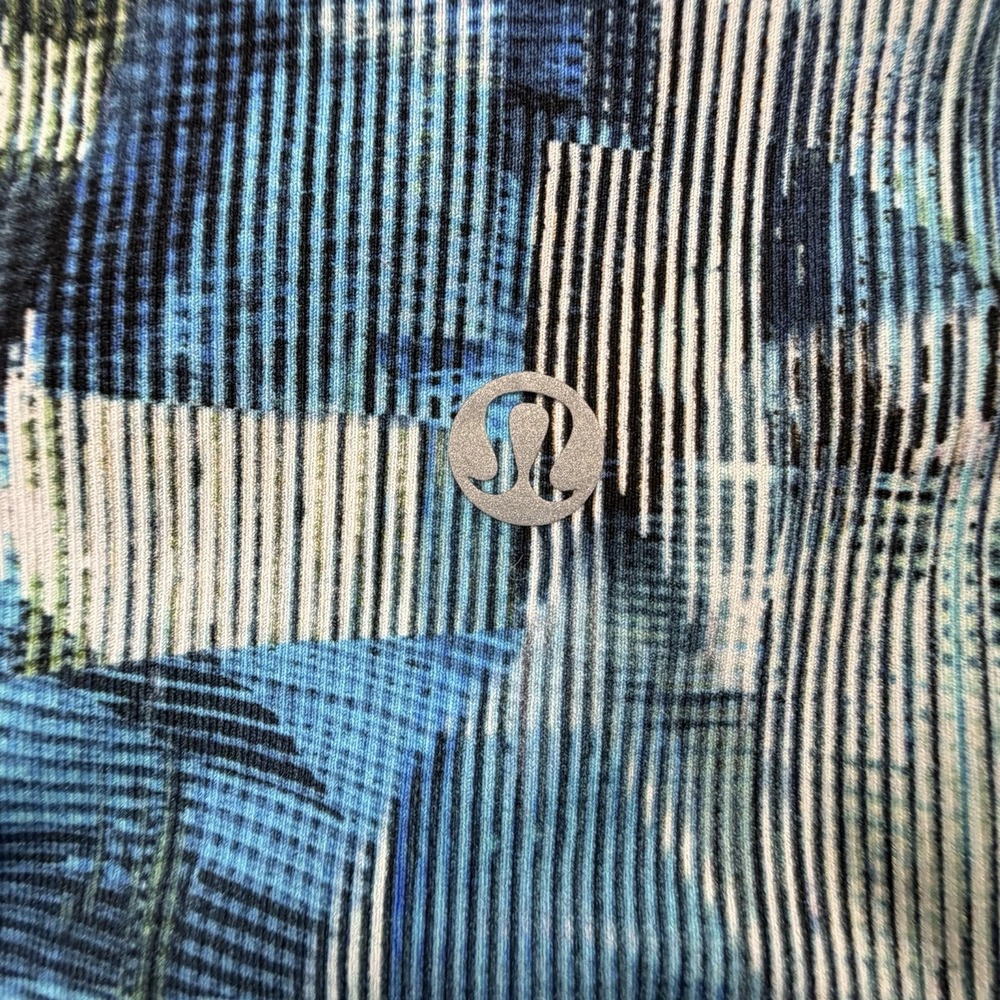 Lululemon Cropped Leggings Abstract Blue Print Womens Size‎ 6 Yoga - Picture 5 of 8
